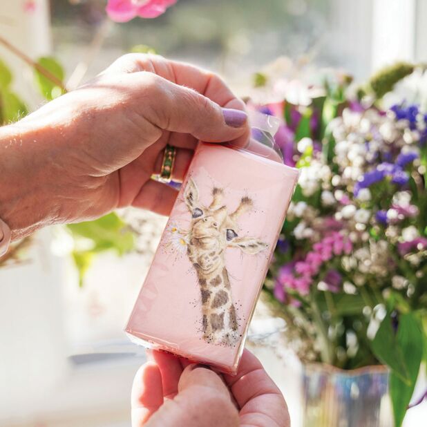 Wrendale Pocket Tissue Giraffe Flowers