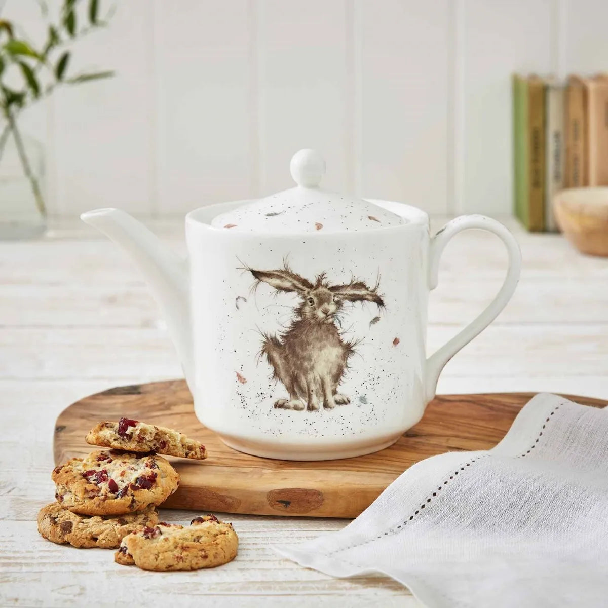 Wrendale ‘Hare’ 2 Pint Teapot