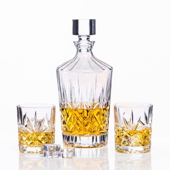 Newgrange 3 Piece Whiskey Decanter Set