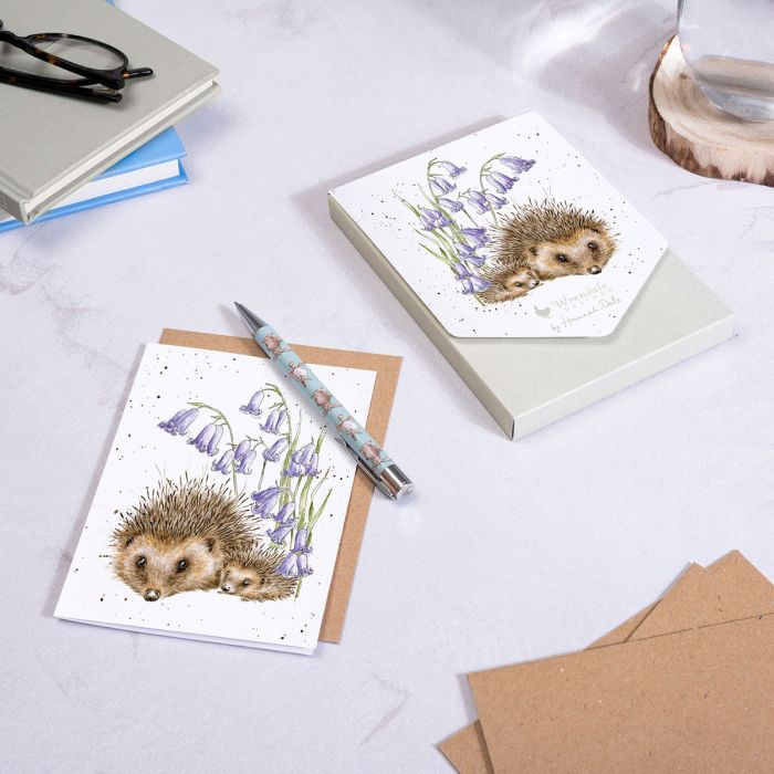 Wrendale ‘Love And Hedgehugs’ Card and Envelope Set x 8
