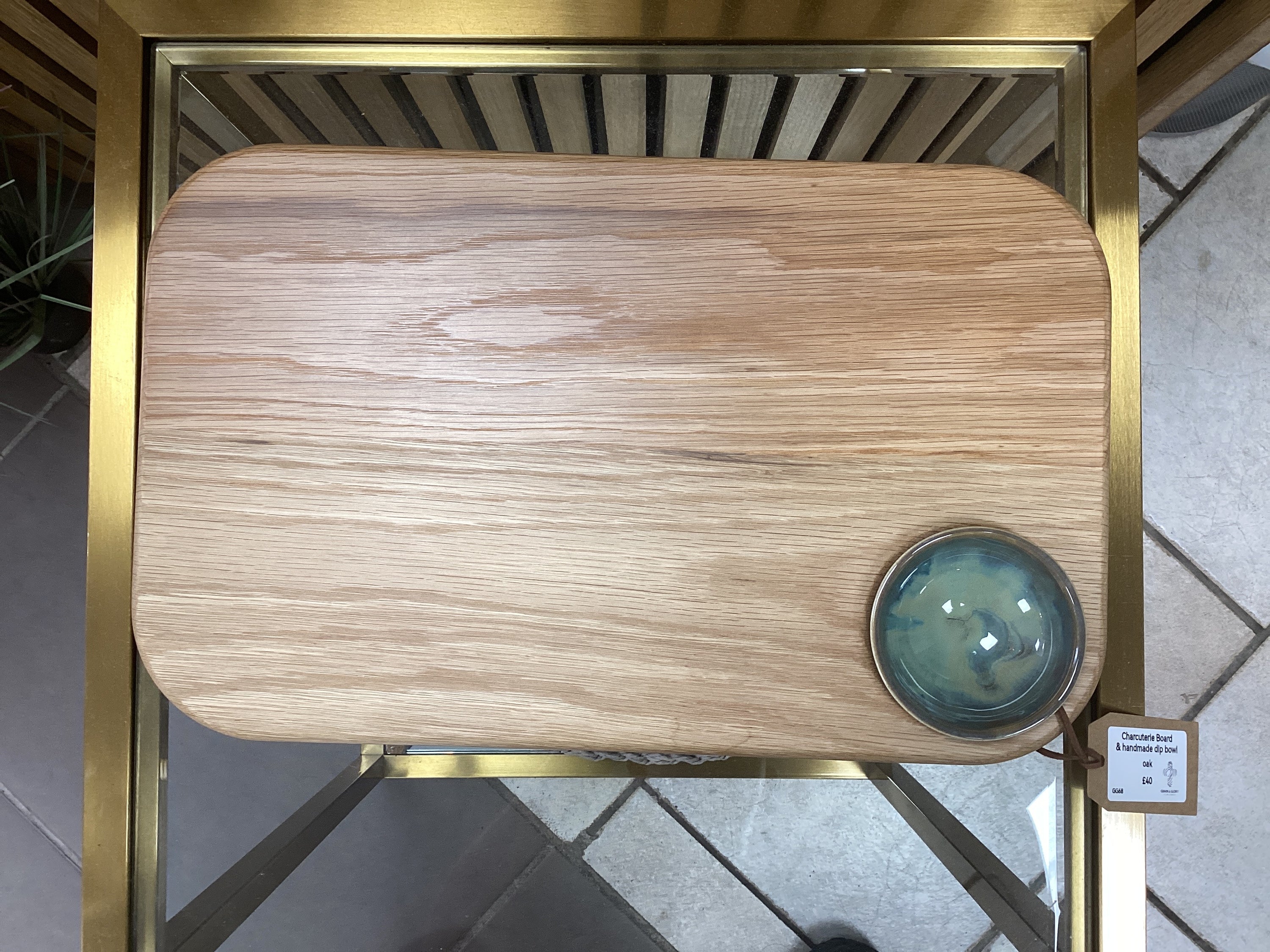 Charcuterie board oak- GG68