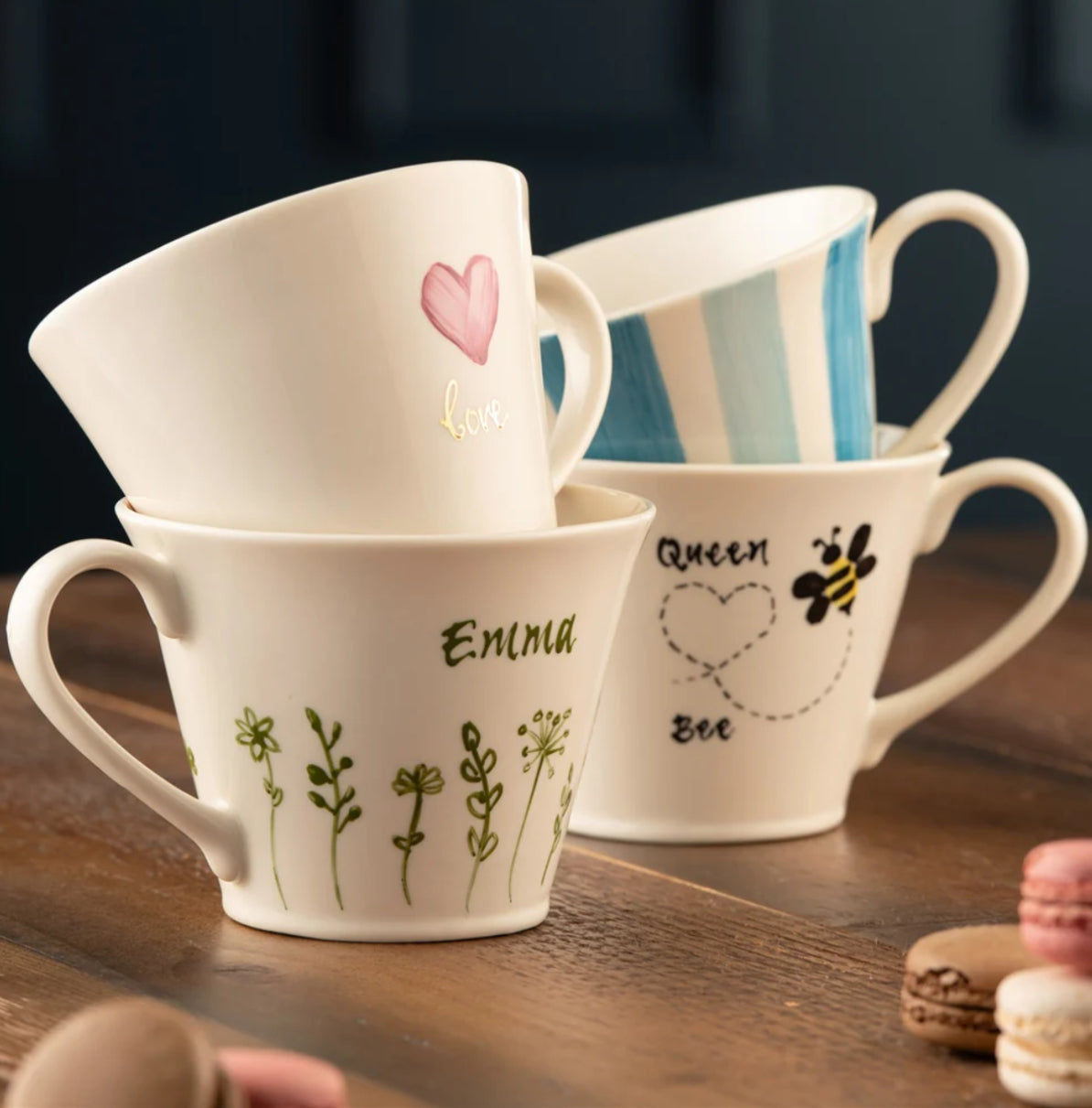 Belleek Flared Mug Heart