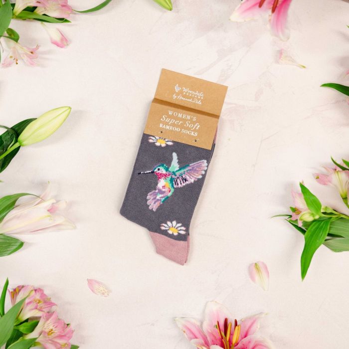 Wrendale Woman’s ‘Wisteria Wishes’ Hummingbird Socks