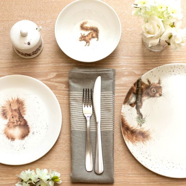 Wrendale 8” Coupe Plate ‘Squirrel’