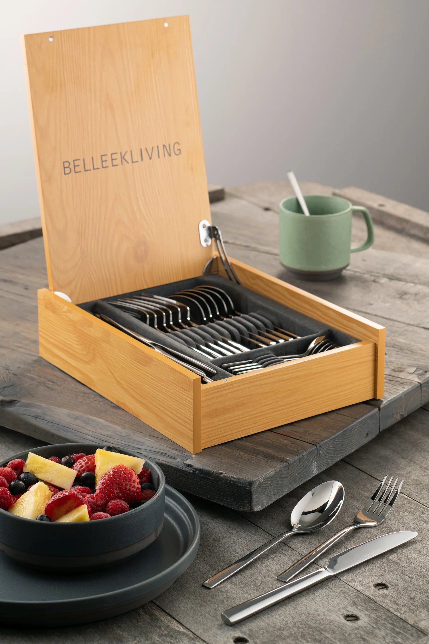 Belleek Living Reflection 24 Piece Cutlery Set