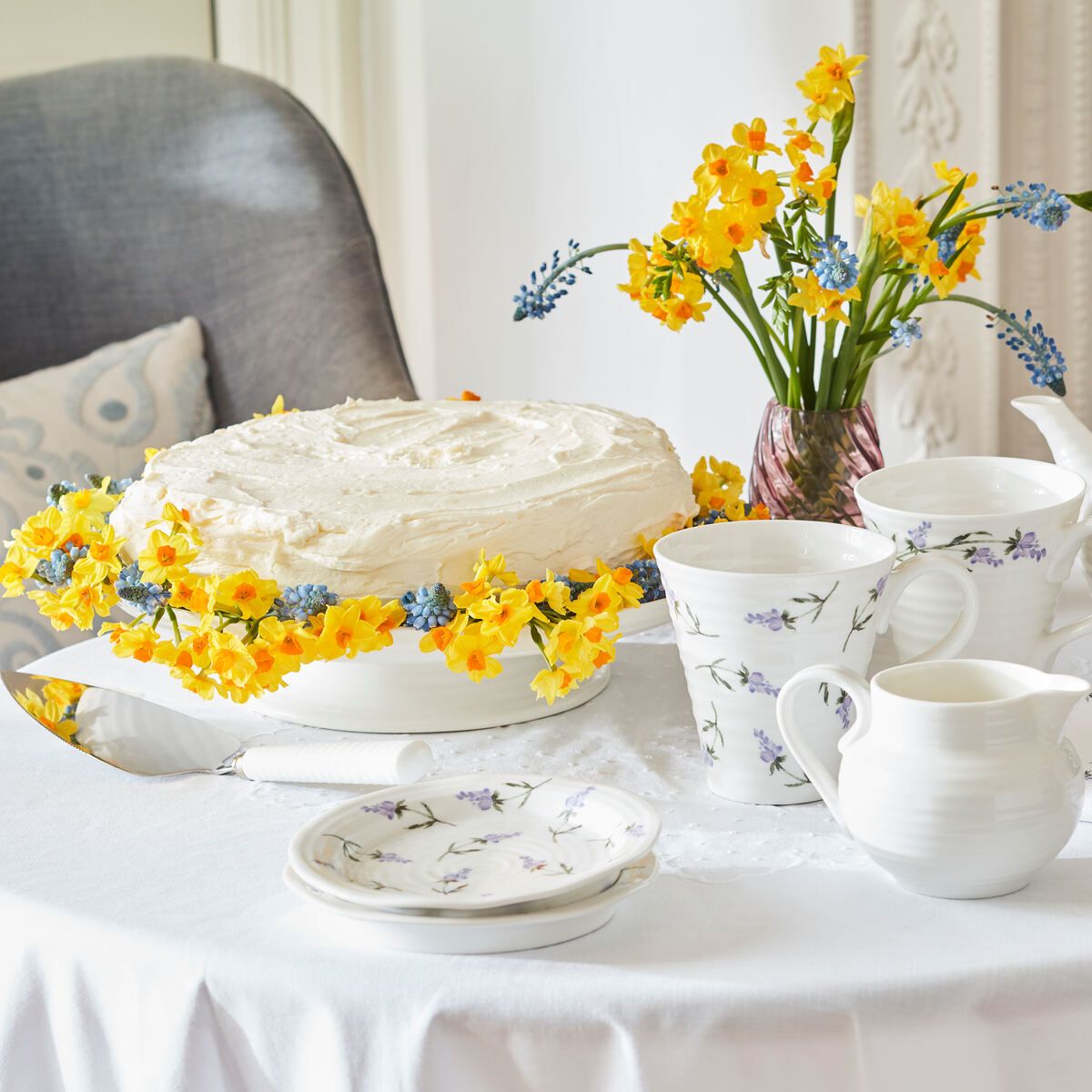 Portmeirion Sophie Conran Footed Cake Plate Lavandula