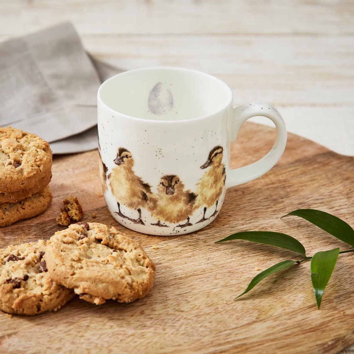 wrendale---just-hatched-mug---mmpu5629-xt---lifestyle-1.jpg